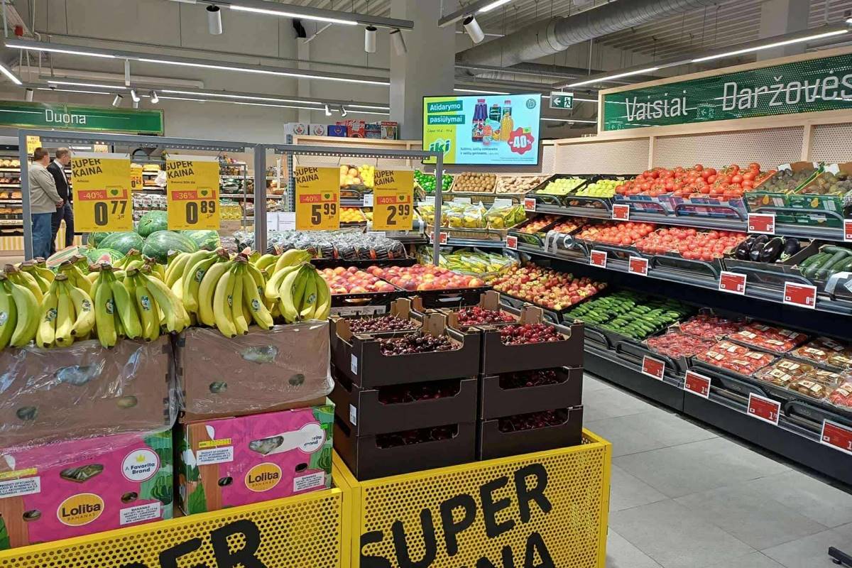 Šviežių vaisių ir daržovių gausa „Iki“ parduotuvėse – savaitgalio skonių paieškoms ir užkandžių stalui!